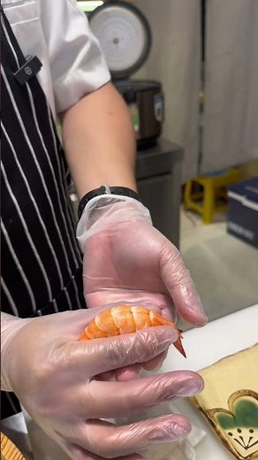 How to make beautiful Nigiri Sushi quickly #hocsushihanoi #sushisauce #sushi