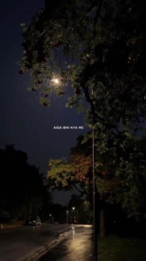 Aisa Bhi Kya Re Dil Ka Lagana ❤️‍🩹🍁 || Aesthetic || lyrics || #ytshorts #weather #hindisong #yt