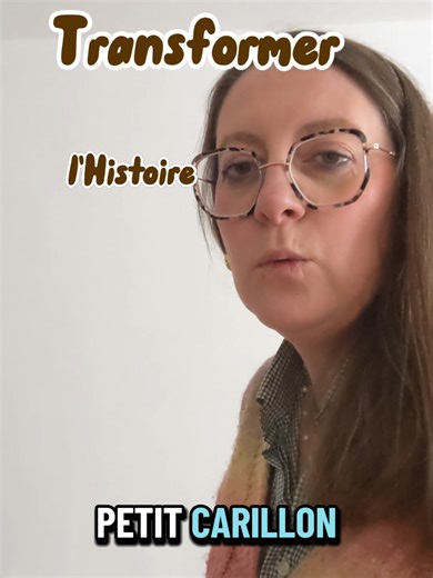 Sortie d'atelier pour ce carillon ancien.✨ Il est magnifique comme ça en bois clair. 🤎 Je ne te cache pas qu'il cherche sa nouvelle maison 🏠 En déco dans un couloir, il devient une petite armoire de rangement ultra chic et intemporelle. Dimensions 55 cm x 12.5 cm x 40 cm. #carillon #renovationcarillon #carillonancien