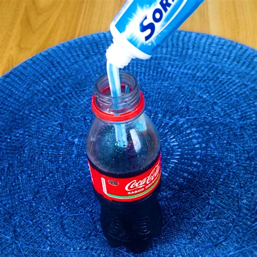 1.2M views · 16K reactions | Just put toothpaste in Coca-Cola and you'll thank me! It's incredible!! | Recipes of Drika | Facebook