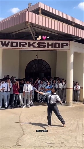 Manwa laage dance 👀💗...#oriental #bhopal #youthnews #lnct #dance #viral #explorepage