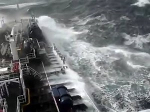 If you think Being Mariner is easy job. then think Again ! "Ship Caught In North Atlantic Hurricane" source : Internet | The Indian sailor