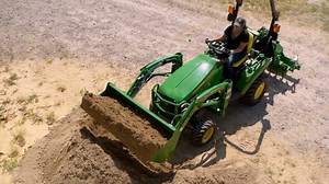 Small, yet a game-changer! The John Deere 1023E Sub-Compact Tractor - your partner in property perfection. You just have to get in the seat.🚜 sunsouth.com/new-equipment/tractors/1-Series-Sub-Compact-Tractors/1023e #JohnDeere #Tractors #FarmLife #LawnCare #SunSouth | SunSouth LLC