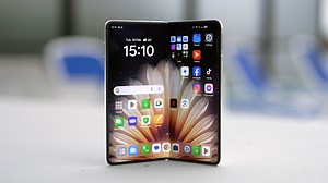 Testing the World's Thinnest Foldable Smartphone