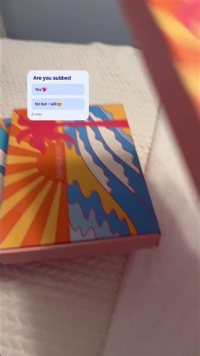 I wanna make a pyramid for my new room! ‪@pinkpalmpuff‬ send me one for a giveaway pls #ppphoodie #yay