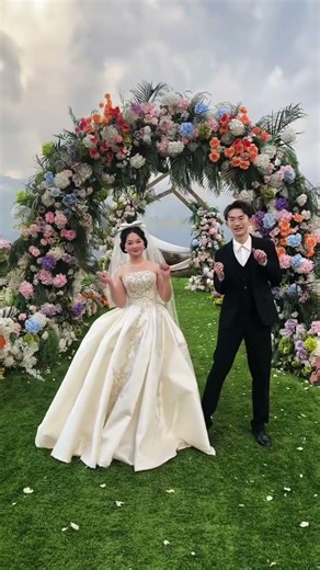 A Dreamy Journey: Destination Wedding Transitions