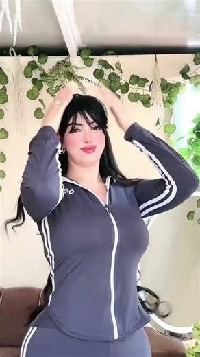 Elegant Arabic Fashion for Plus-Size Queens 👑 | أزياء عربية للممتلئات #CurvyStyle #plussize