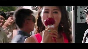 美女是这样被调戏又被摸的胸