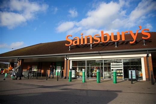 Sainsbury's £36 polka dot denim co-ord is the easiest and most stylish way to wear 2026's trendiest print