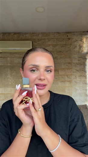 YSL Libre Berry Crush perfume review — summer raspberry coconut scent