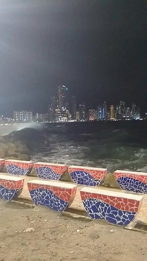 Playa mar y brisa así es Cartagena | Cartagena Antigua