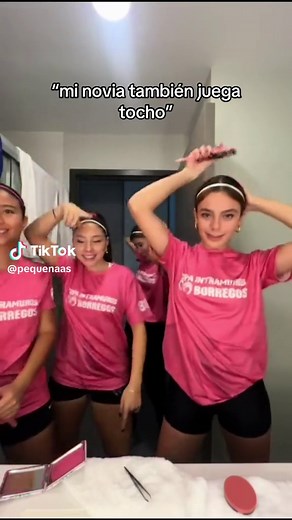 Understanding the Differences: Wolf vs. Husky