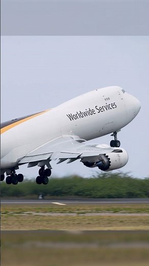 UPS Boeing 747-8F Takeoff from Honolulu