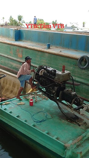 The engine is too big #boat #xuhuong