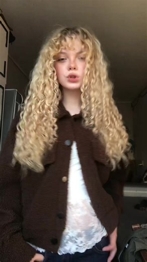 Відео користувача amz (@amazonls) з композицією «оригинальный звук - звуки для липсингов»