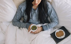Should You Drink Green Tea Before Bed? Here's the Answer! (Winter 2024)