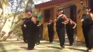 195K views · 2.9K reactions | Independe da idade o importante é ser feliz.  se ame Primero  mostre que você tem o dom da alegria  do amor...  | Música Love Anos 70 80 90 | Facebook