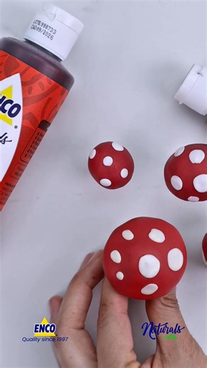 19K views · 78 reactions | ✨ Watch how our Natural Red Food Coloring brings fondant to life! Step by step, we created the perfect figurine for this season . Let your imagination fly with ENCO #FondantArt #CakeDecorating #EdibleArt #FallBaking #BakersOfInstagram #CakeArtists #FondantFigures #SeasonalBaking #BakingWithENCO #NaturalFoodColoring | ENCO USA | Facebook