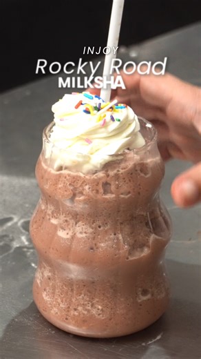 Cafe-style milk shake at home? Yup, it’s totally possible! ✨ All you need: Injoy Milk Shake Powder Fun Frapped Whipped Cream — both from Chefs & Bakers! 💗 Ready to shake things up? 👀 #chocolatelover #rockyroad #milkshake #whippedcream #sweettooth #foryoupagereels #fypchallenge #facebookreelsviral #bakingsupplies #bakingsuppliesph #bakingsupply | Chefs & Bakers