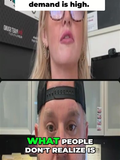 Low inventory = BIG demand 🚨 Right homes = packed open houses Wait too long = tougher competition Know your sell buy options NOW. 📍 Puyallup • Tacoma • Federal Way DM me “OPTIONS” 💬 #RealEstateTok #MarketShift #LowInventory #HomeBuyingTips #WashingtonHomes