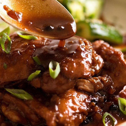 1.5M views · 2.9K reactions | Ready for that FLAVOUR ??? https://www.recipetineats.com/filipino-chicken-adobo-flavour-kapow/ | RecipeTin | Facebook