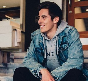 Denisdaily Net Worth, Age, Real Name, Girlfriend, Roblox - Explore Celeb