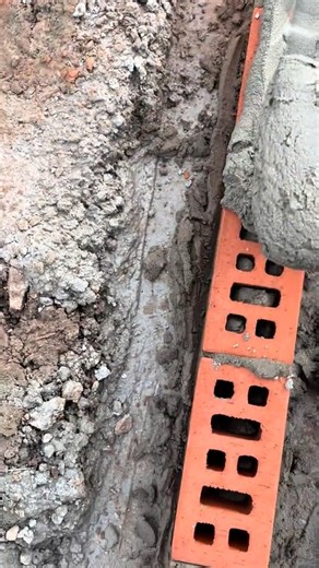 8.5K views · 57 reactions | 88.How To Lay Bricks tricks For Beginners Using a line cutting}隣隣隣#brickhouse #bricklaying | Bricklayer | Facebook