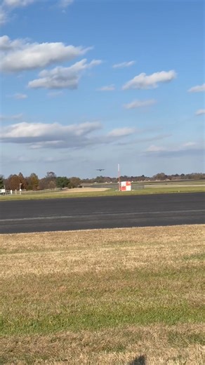 Relaxing at the Airport in Bowling Green KBWG at Ascend Aviation FBO until I heard this Beast overfly at 2100’ so they could enter the left downwind for 21. I asked if they needed fuel. They said they only wanted to do a touch-and-go! Great to see our Air Force training! | Ascend Aviation KBWG