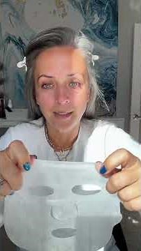 Papa Recipe Honey Mask is so yum on the face! #paparecipe #koreanskin #sheetmask