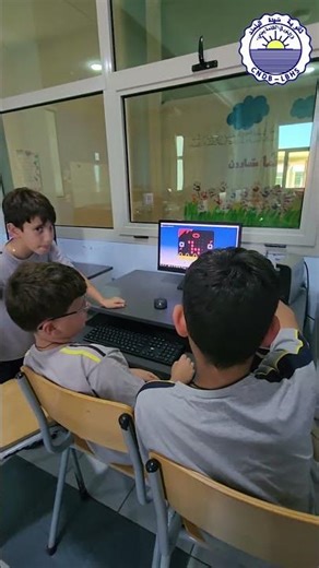 Grade 5 in action!Bringing animations to life with Micro:bit during ICT-Robotics class #microbit