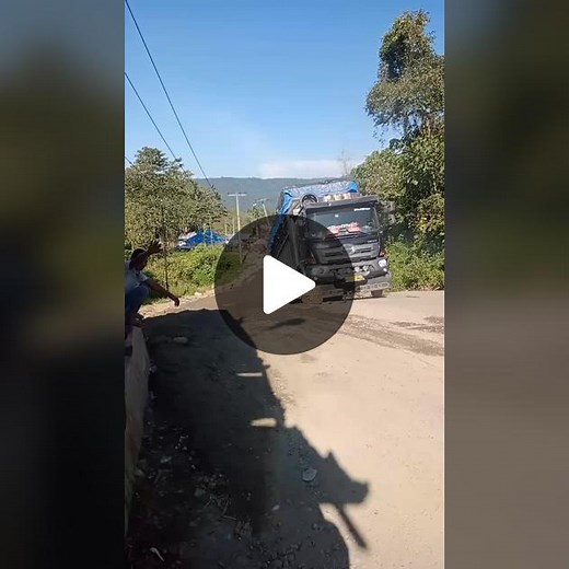 keadaan batu jomba Senin 6 Maret 2023#batujombachannel #batujombachannel #jalanexstrimbatujomba #batujomba #fypシ゚viral #jalanexstrimbatujomba #busmaniacommunity #busmania #batujombachannel #batujombachannel #jalanexstrimbatujomba