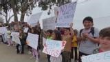 La Jolla parents protest proposed 5G towers near schools