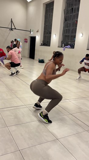 Full Workouts by @nyawolomshini & @Sbahlesonke