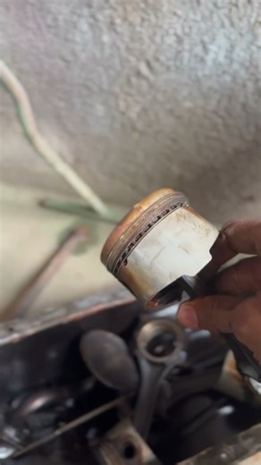 This piston! #viral #shorts #automobile #automotive