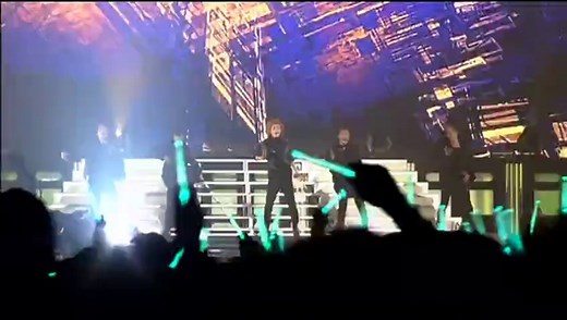 SHINee - The 1st Concert SHINee World (1/5)