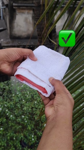 How To Bring Pad/Tampon To The School Bathroom | School Tips For Girls | #short #school