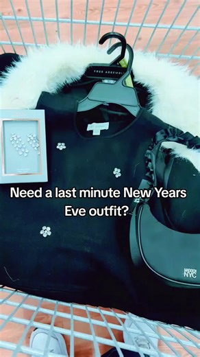 Last minute New Years Eve outfit inspo from Walmart! Everything was on clearance! @Walmart #plussizefashion #walmartfashionfinds #plussize #walmartstyle