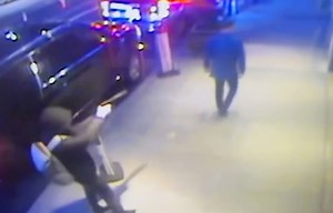 VIDEO: Killer of UnitedHealthcare CEO Brian Thompson stalked victim outside Midtown Hilton