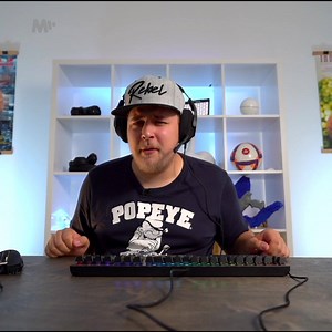 🕹 Málokdo by vám o pravém herním zážitku mohl říct tolik, co Stejk. Proto jsme mu dali za úkol otestovat herní set, který vám úplně změní pocit z hraní. Jak to dopadlo? Mrkněte na další MALL BOXING se Stejkem ➡ http://bit.ly/stejk-10 | Allegro.cz