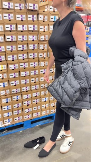 New shoes?! Call it Spring Ballet Flats@costco_canada Calgary Taza January 2026 @asomelchuk What do you think? yes or no? OR do you love her slip on shoes like mine?! · · · #costco #tinasfavyyc #costcoloverscanada | Costco Lovers Canada