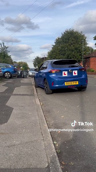 How To Pull Up On The Left During Your Driving Test