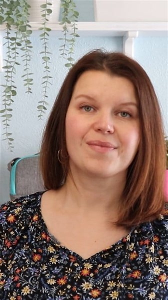 Are you in the market for a Circuit? Choosing the right one can be overwhelming, and there isn't 1 machine that's right for everyone. Let me help you  There's an in depth video on YouTube (link in the comments) comparing all 7 machines that will help you find your perfect match. I just updated this for 2024 and it's full of really helpful information.  What machine do you own? Or want? #cricut #cricutmachine #crafters | Creative Ramblings | Facebook