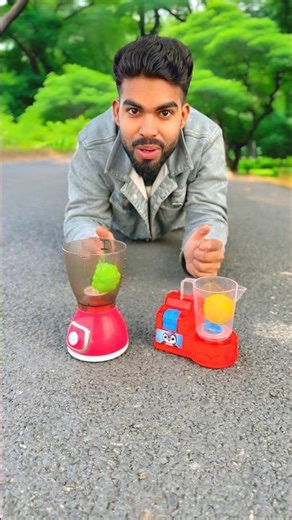 Toy juicer machine VS Electric Blender Juicer machine ki Testing