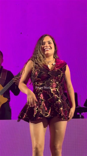 Rouse Music oficial on Instagram: "LESLY AGUILA 💖 #concierto #corazonserrano #parati #viralreels #fyp #musica #cumbia #viralreels #peru #leslyaguila"