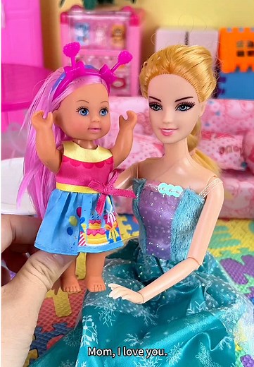Barbie Doll Adventure: Lily's Mud Puddle Encounter