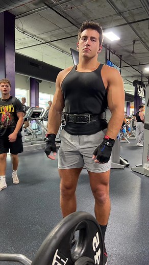 Pecs dance too #dance #trend #fittok #Inverted