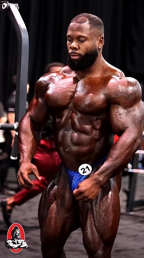 51K views · 1.4K reactions | 2025 Olympia 212 Bodybuilding Olympia Champion @keone_prodigy Backstage At The 2025 Olympia. @mrolympiallc @flex_magazine @muscleandfitness #mrolympia #212bodybuilding | Mr. Olympia LLC | Facebook