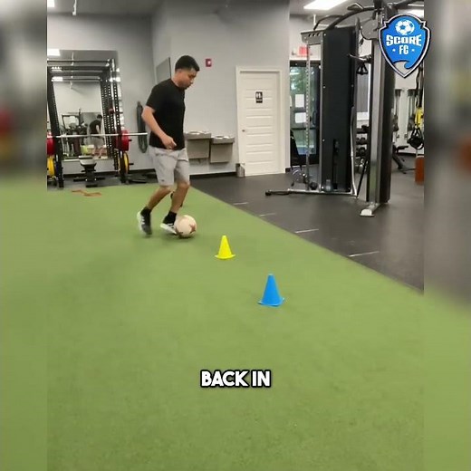 Master the Scissor Move: Unlock Your Soccer Skills #shorts