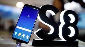 Samsung resumes Android Oreo update for Galaxy S8, S8+