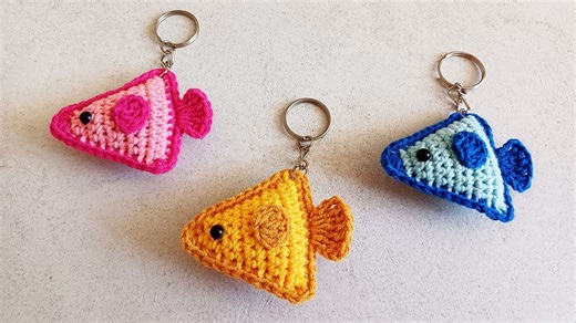 Easy and Fun Crochet Fish Keychains for DIY Projects